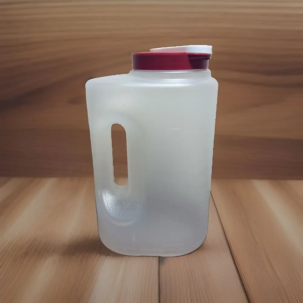 Rubbermaid One Gallon Mixer Mate Drink Pitcher With Red Flip Top Lid